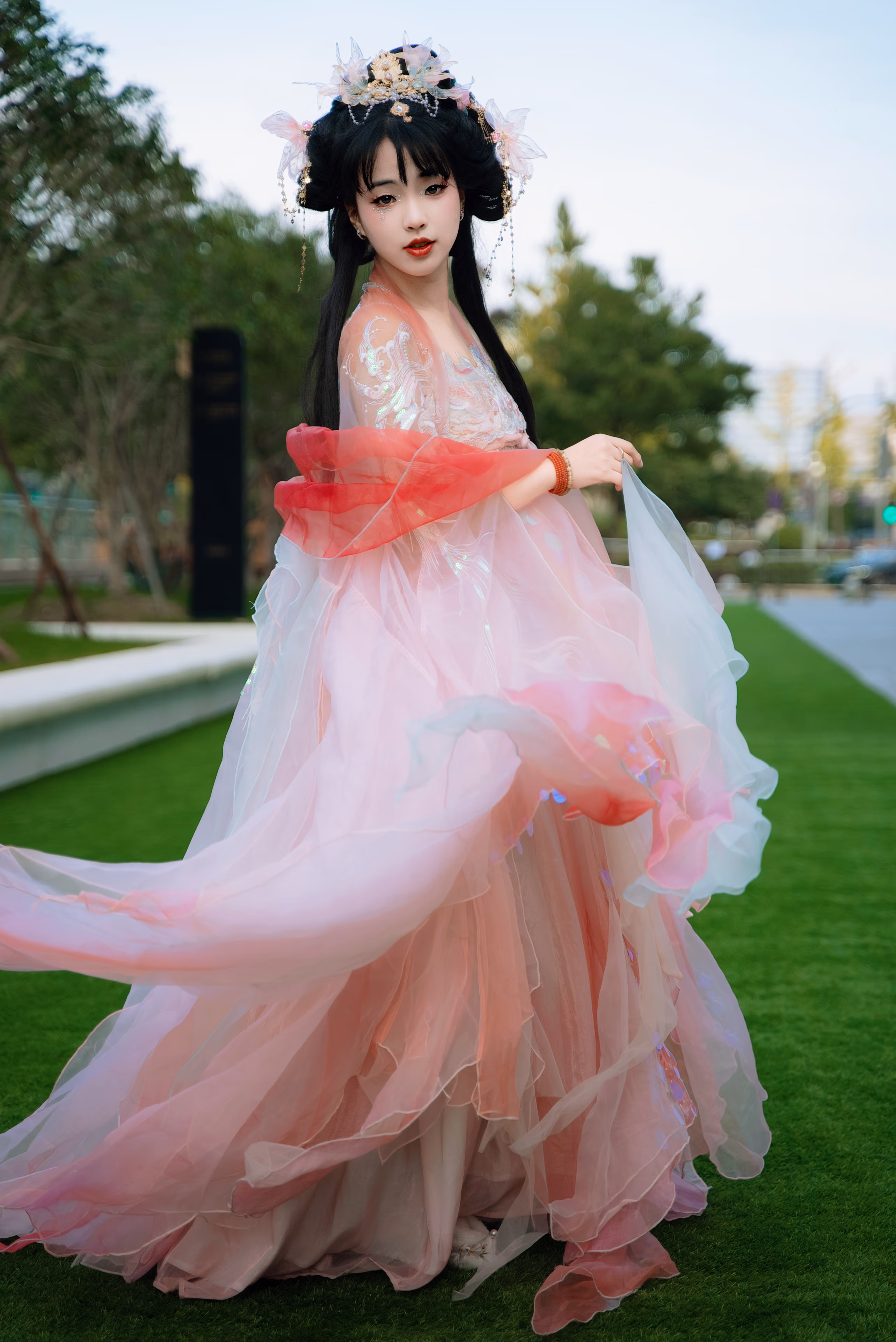 虹桥龙湖天街汉服，上海，2024年，中国国风摄影作品