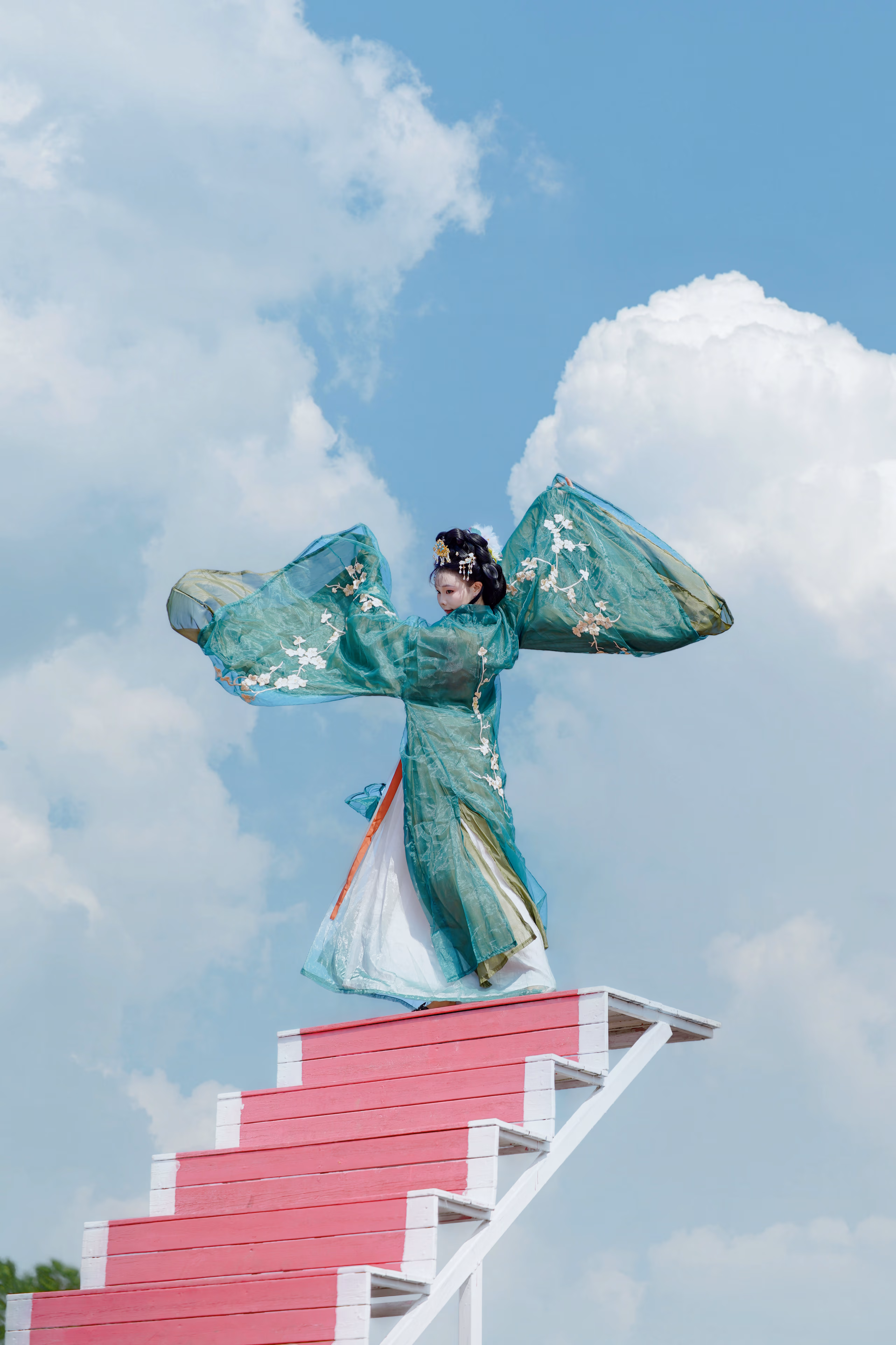 嘉北郊野粉黛乱子草汉服,上海,2025年,中国国风摄影作品