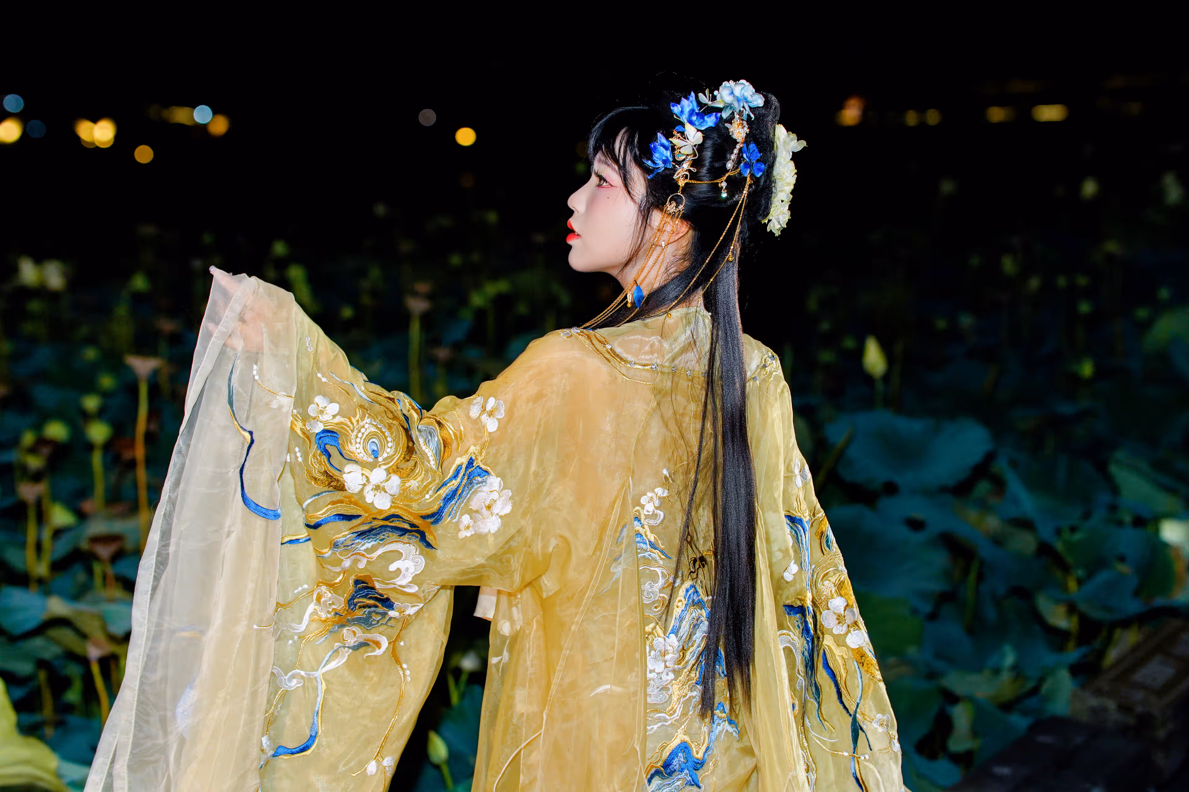 留云湖荷花汉服,上海,2025年,中国国风摄影作品