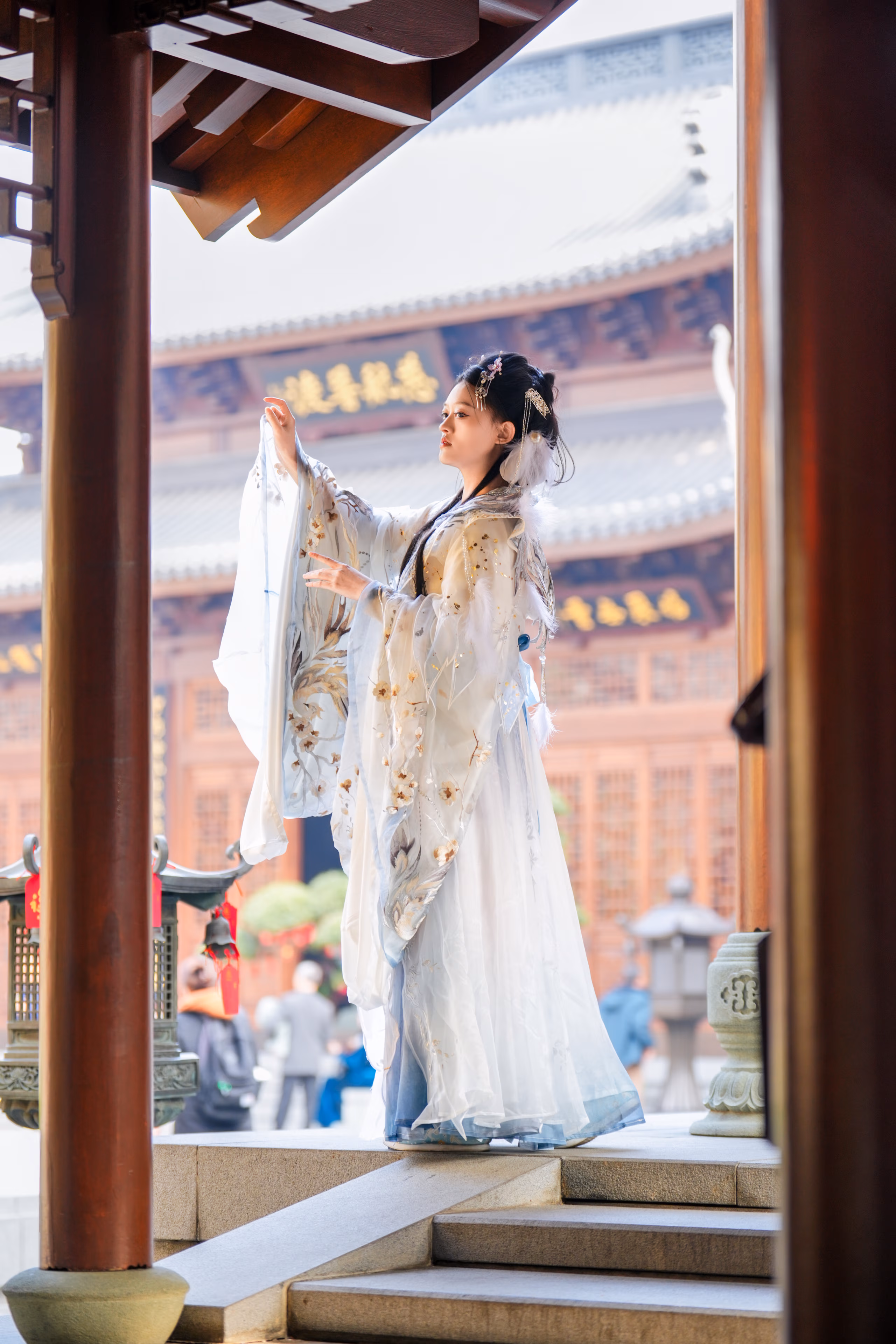 玉佛禅寺栗子汉服,上海,2025年,中国国风摄影作品