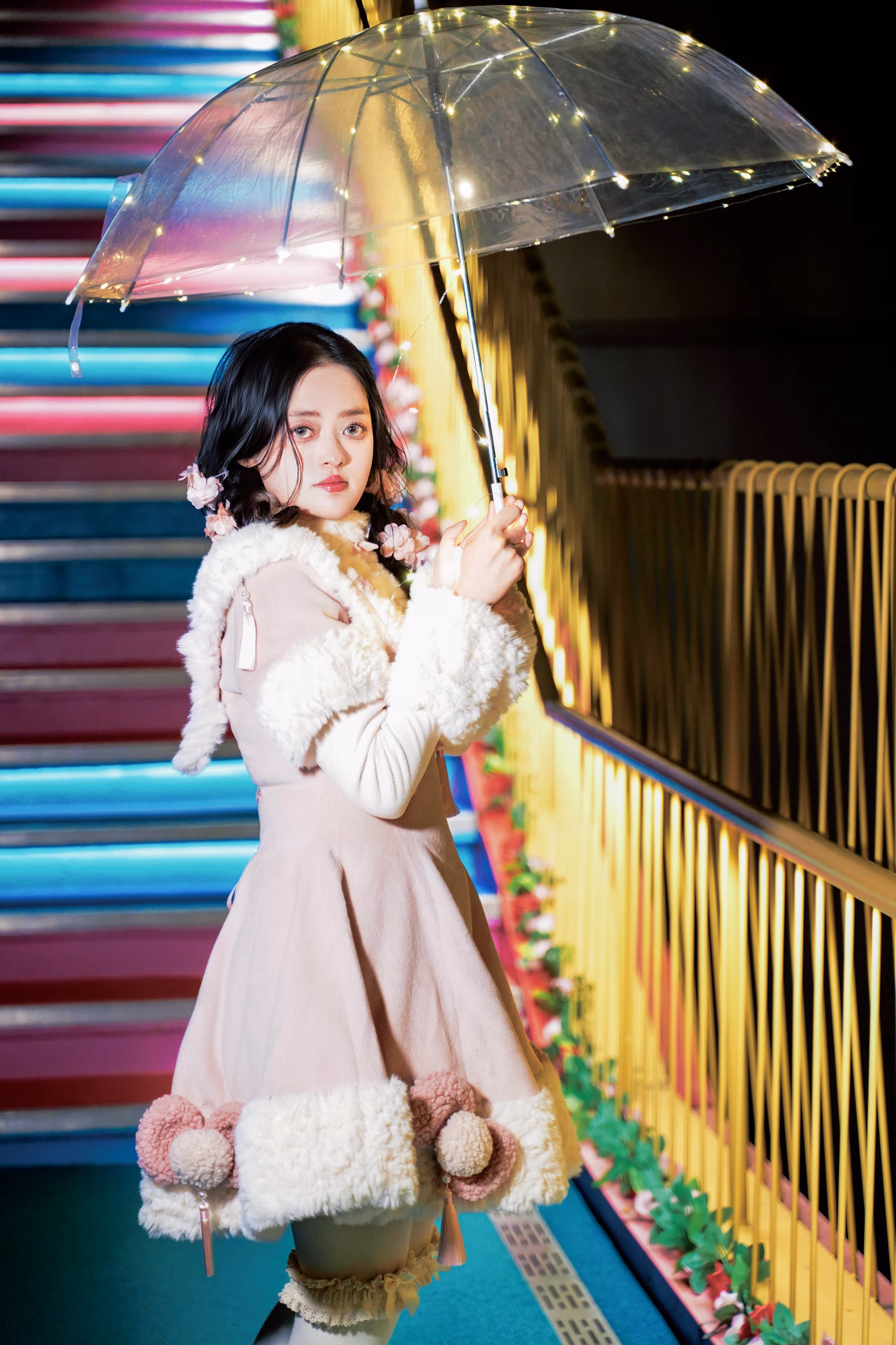 印象城可爱少女,上海,2024年,人像 · 写真摄影作品